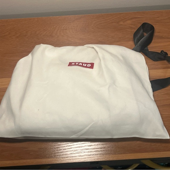 Staud Mini Mar Bag Silver leather w/dustbag - Picture 12 of 16